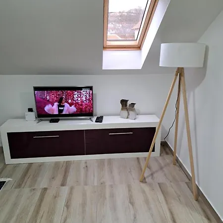 Relja Apartment *